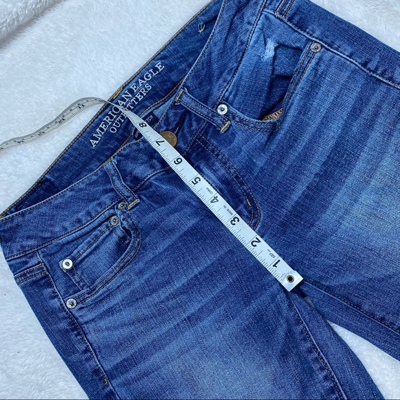 American Eagle Favorite Boyfriend Jeans Distressed 4 - Picture 9 of 13